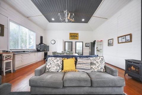 The Old Guide Hall - Yamba Accommodation 1
