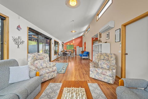 The Shack Port Arthur - Yamba Accommodation 1