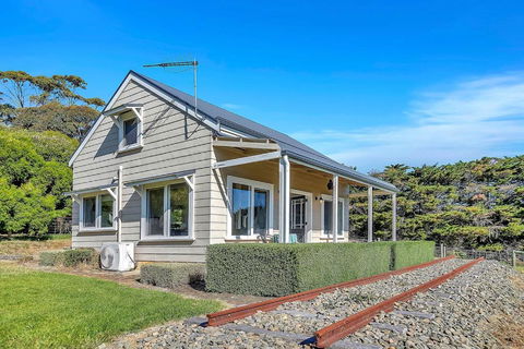 Time Out Train Station - Yamba Accommodation 0