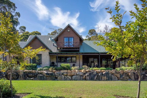 Tintagel Estate I Private Properties - Yamba Accommodation 3