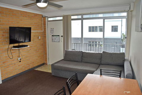 Wards Holiday Flat 8 - Yamba Accommodation 1