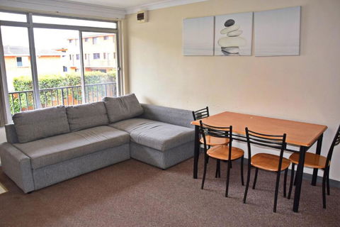 Wards Holiday Flat 8 - Yamba Accommodation 2