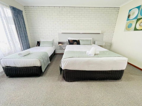 Warragul Views Motor Inn - Yamba Accommodation 2