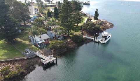 Waterfront Cottages - Yamba Accommodation 0
