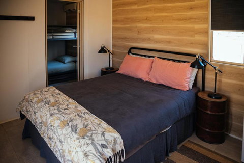 Wooramel River Retreat - Yamba Accommodation 1