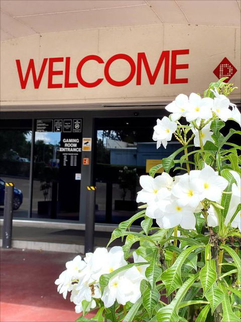 Inala Hotel - Yamba Accommodation 0
