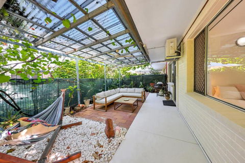 Nightcliff Getaway With Free WiFi - Yamba Accommodation 2