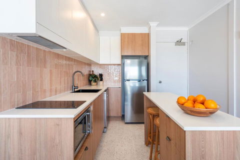 Yamba Views 6 - Oceanstays - Yamba Accommodation 2