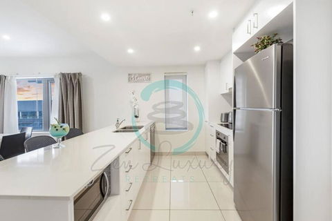 ZEN OCEAN BLISS - Cozy 2-BR/2-BA Sea View Retreat - Yamba Accommodation 2