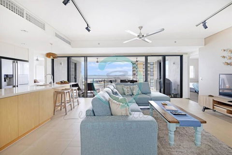 ZEN PARADISE - 2-BR Waterfront Ocean View Retreat - Yamba Accommodation 0