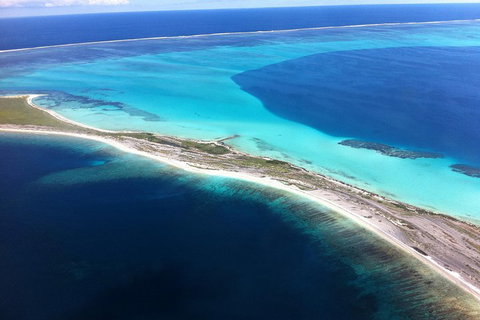 Abrolhos Islands Fixed-Wing Scenic Flight - Yamba Accommodation 1