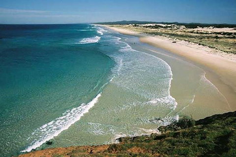 Full-Day Moreton Island 4x4 Sightseeing Tour - Yamba Accommodation 2