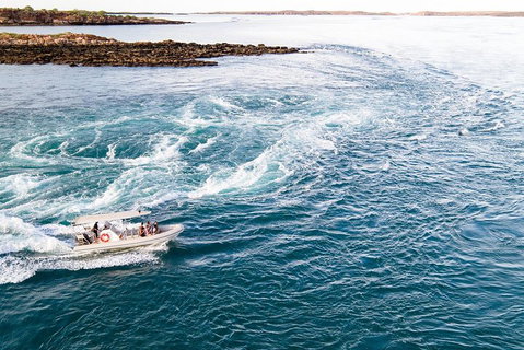 Cape Leveque, Sea Safari And Aboriginal Communities From Broome - Yamba Accommodation 3