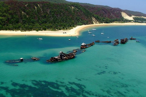Moreton Island Snorkel And Sandboarding 4WD Day Trip From Brisbane - Yamba Accommodation 1