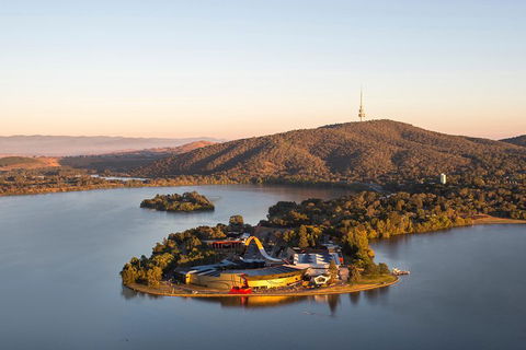 Building + Architecture Tour (10am + 2pm Daily) - Yamba Accommodation 1