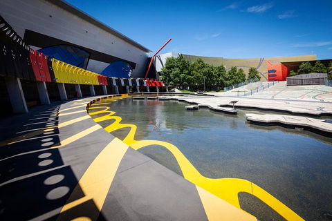 Building + Architecture Tour (10am + 2pm Daily) - Yamba Accommodation 3