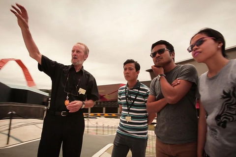 Building + Architecture Tour (10am + 2pm Daily) - Yamba Accommodation 4