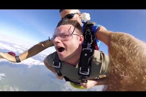 Reef And Rainforest Tandem Sky Dive In Cairns - Yamba Accommodation 1