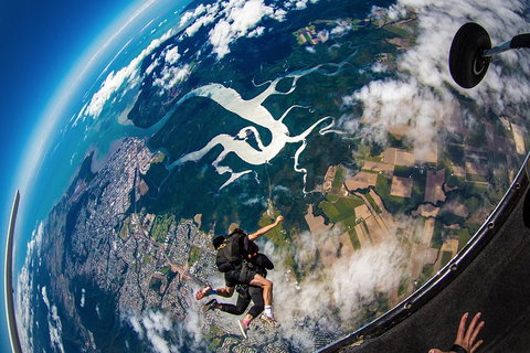 Reef And Rainforest Tandem Sky Dive In Cairns - Yamba Accommodation 5