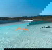 Lake McKenzie Full-Day Tour with Lunch from Hervey Bay - Yamba Accommodation