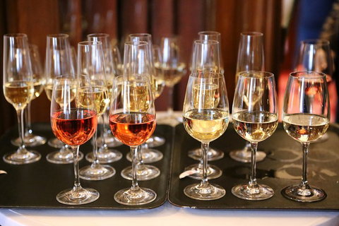 Yarra Valley Private Car Winery Tour And Chocolate.1-7 Passengers One Car Price - Yamba Accommodation 3