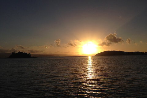 Sunset Sail In The Whitsundays - Yamba Accommodation 4