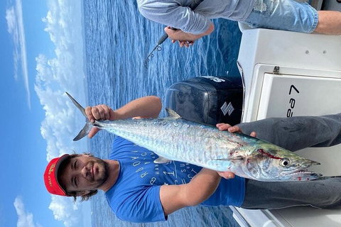 Full Day 9.5 Hour Offshore Fishing Charter - Yamba Accommodation 2