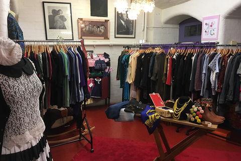 Urban Vintage Walking Tour - Yamba Accommodation 0