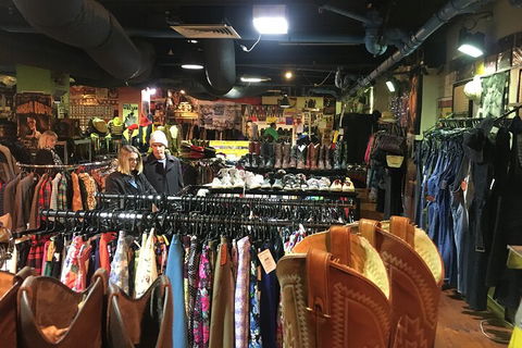 Urban Vintage Walking Tour - Yamba Accommodation 2