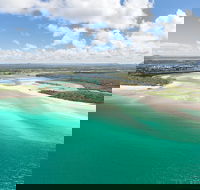 Deluxe Seaplane Tour Noosa to Glasshouse Adventure for 2 with Photobook - Yamba Accommodation