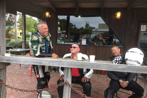 Royal Enfield Continental GT 650cc - Yamba Accommodation 4